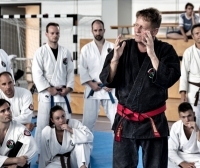 &Eacute;v&eacute;rt&eacute;kelő soke Kelemen Istv&aacute;n, 10. dan alap&iacute;t&oacute; mestertől