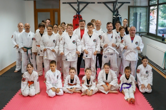 A Kelemen Ryu Ju Jitsu kaposvári klubjában 2024.06.19-én felnőtt övvizsgát tartottak